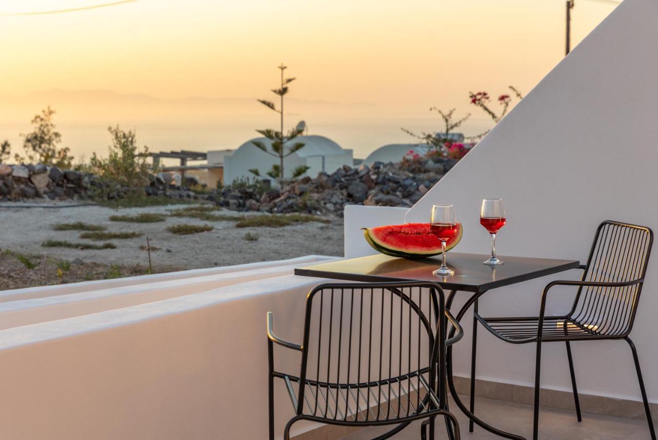 Theophrasti Suites Foinikia  Экстерьер фото