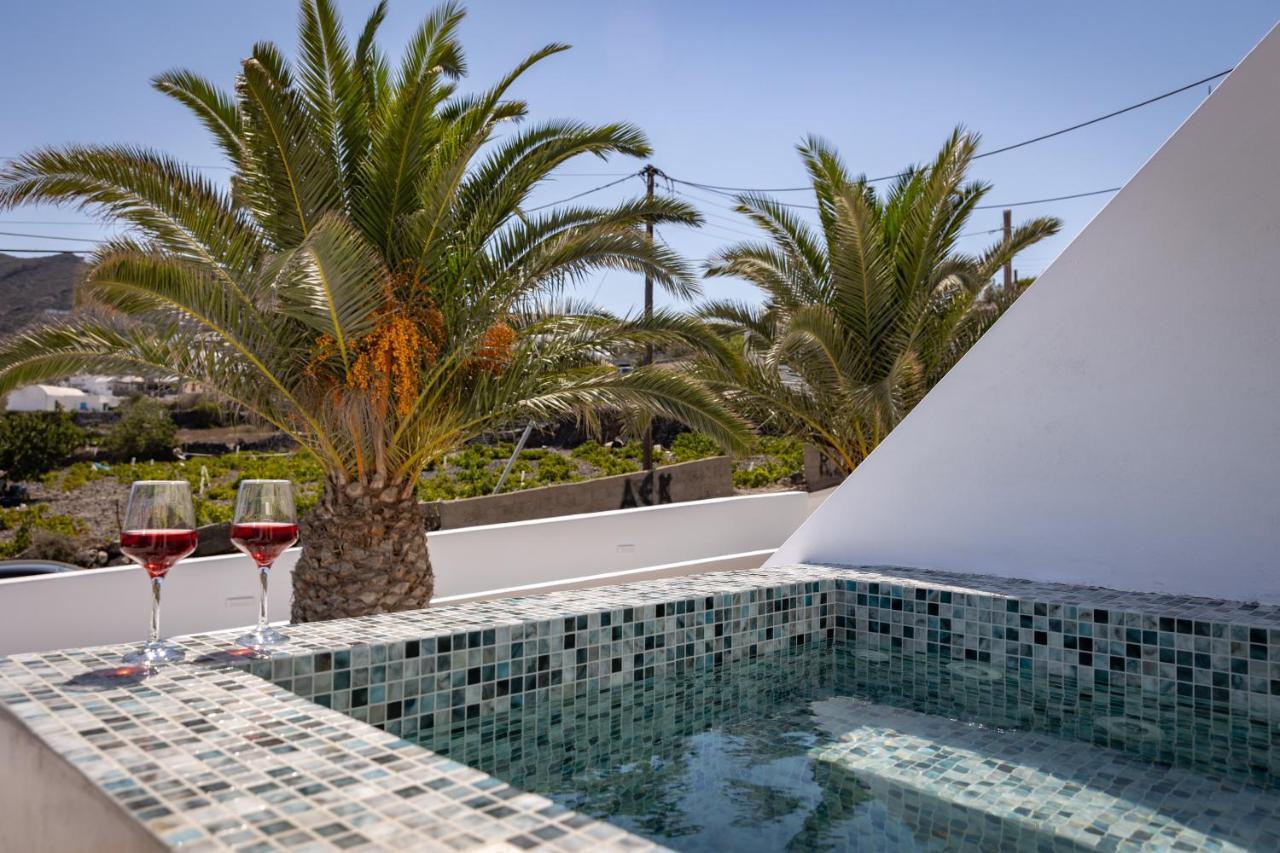Theophrasti Suites Foinikia  Экстерьер фото
