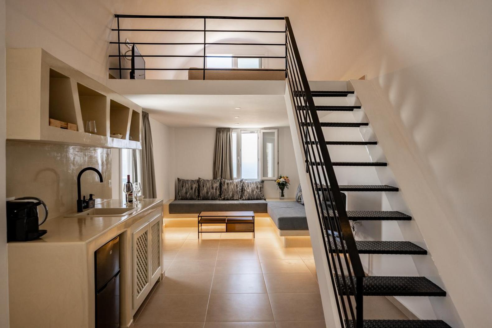 Theophrasti Suites Foinikia  Экстерьер фото